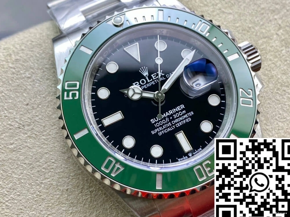 Submariner Rolex Bezel M126610LV-0002 1215 VS ComfortFit Factory Green 0819